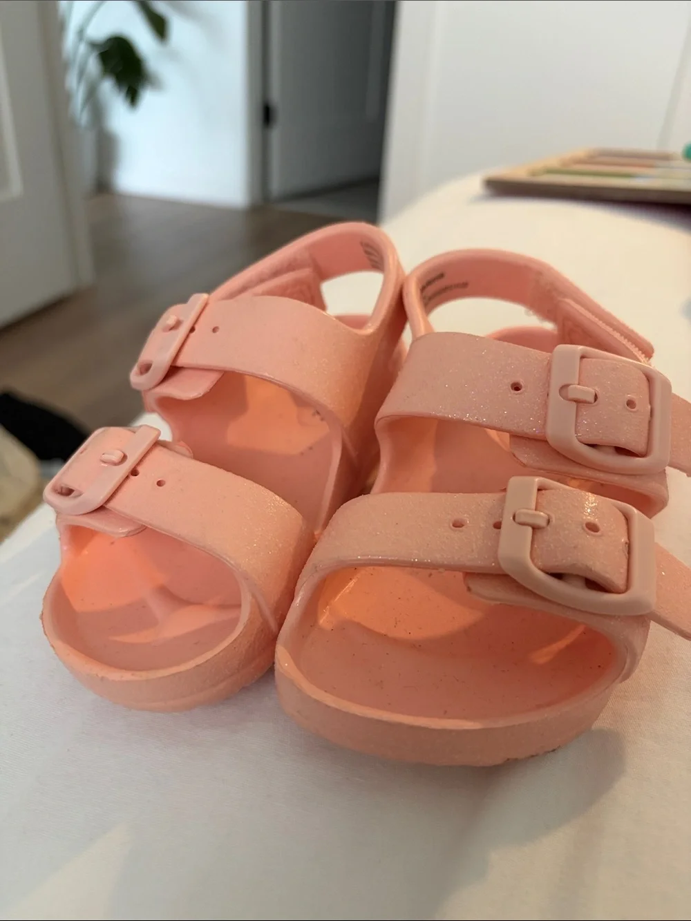 Cat & Jack Peach Glitter Jelly Sandals for Kids
